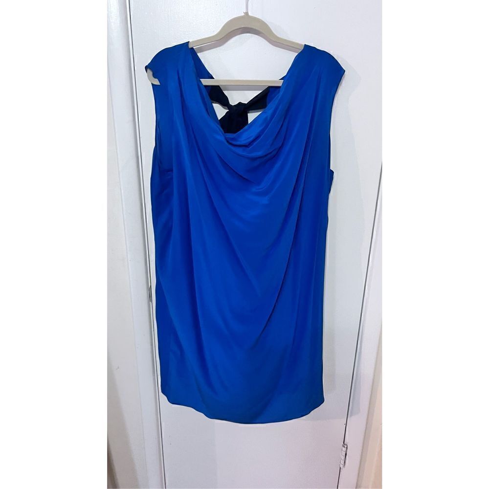 GEREN FORD BLUE SLEEVELESS SCOOP NECK BLOUSE BACK TIE SIZE L SILK
